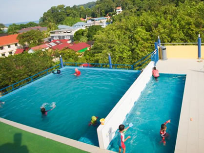 Rooftop Infinity Pool